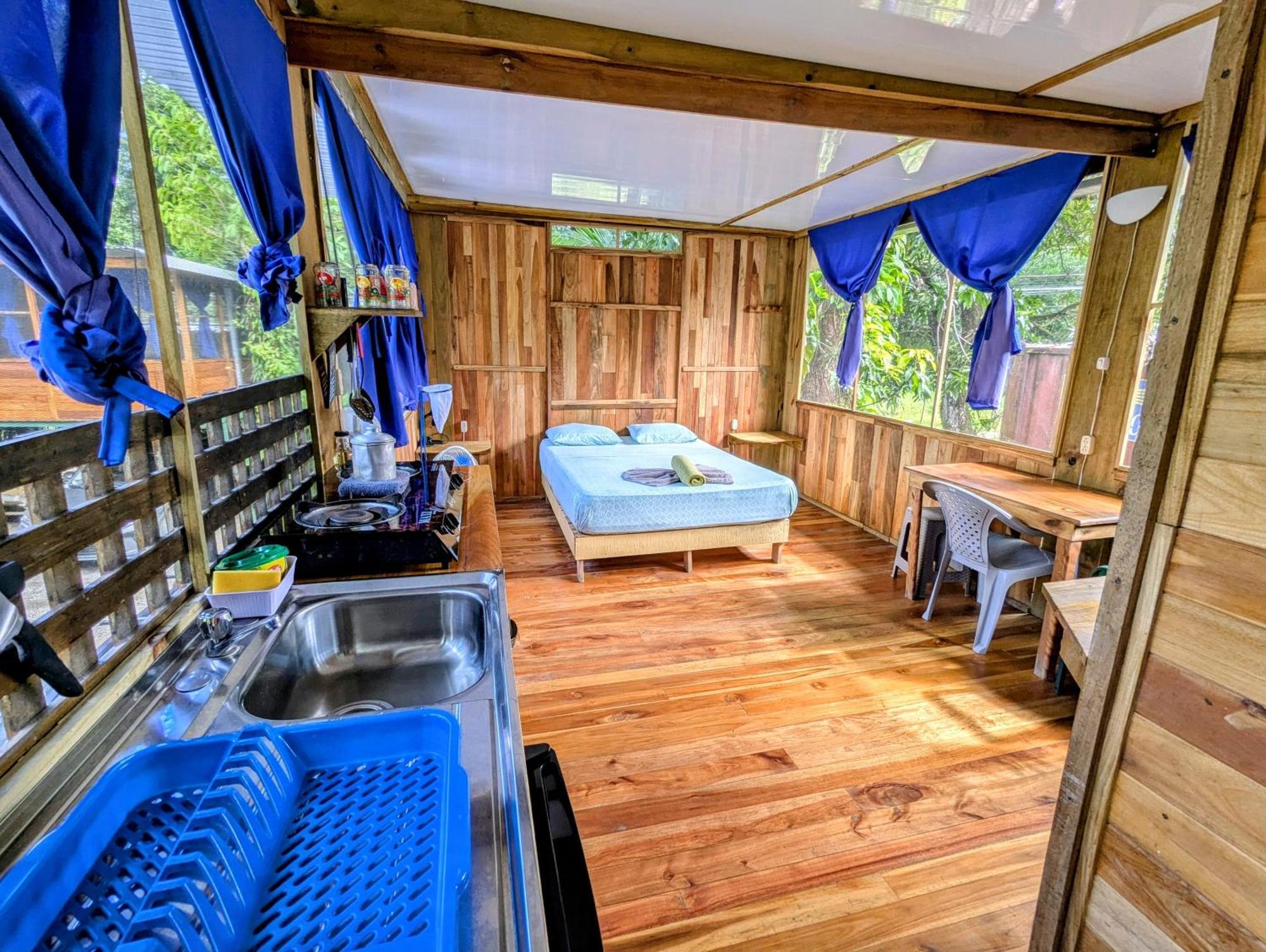Arboura Eco Cabins ウビタ エクステリア 写真