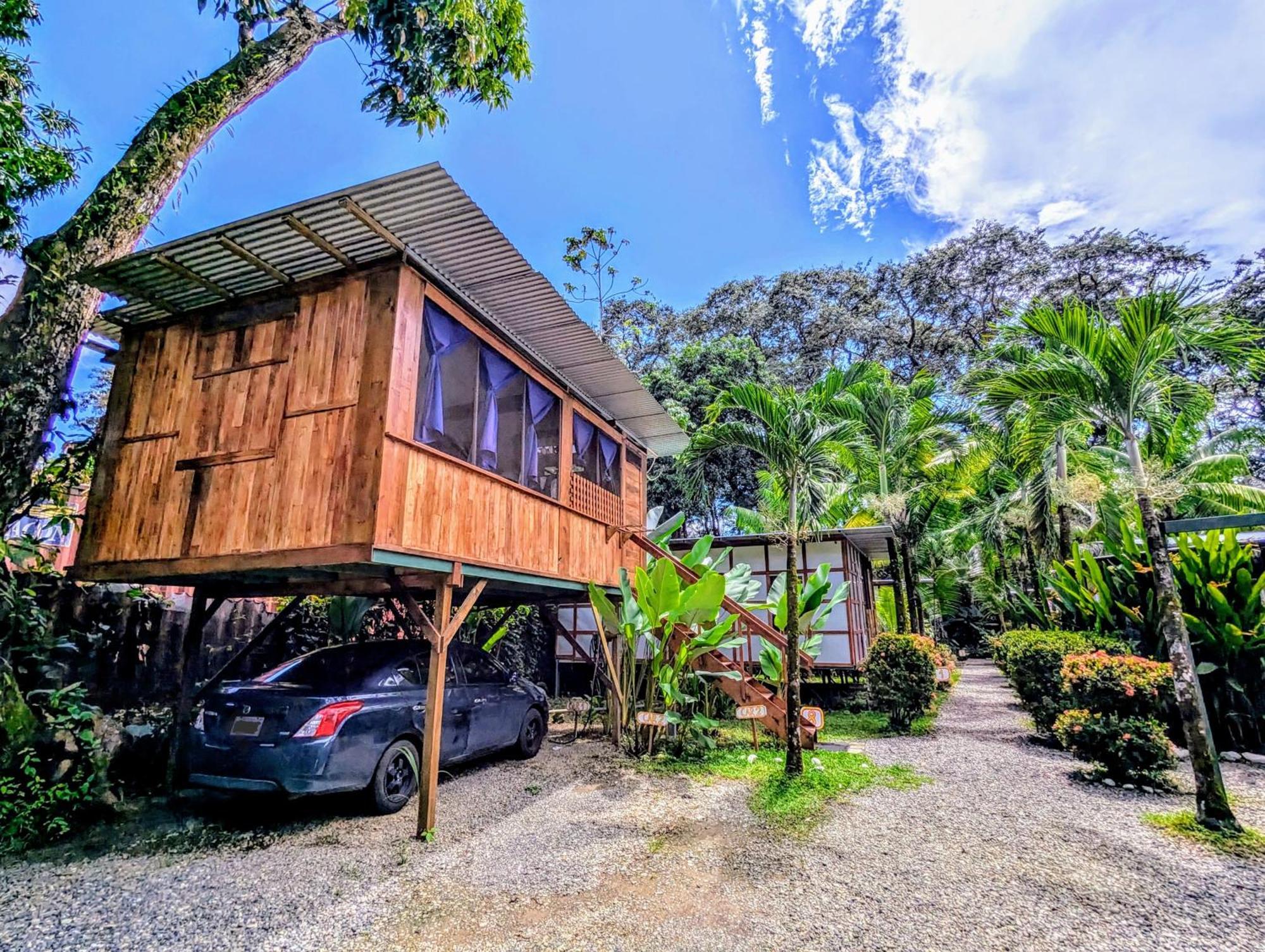 Arboura Eco Cabins ウビタ エクステリア 写真